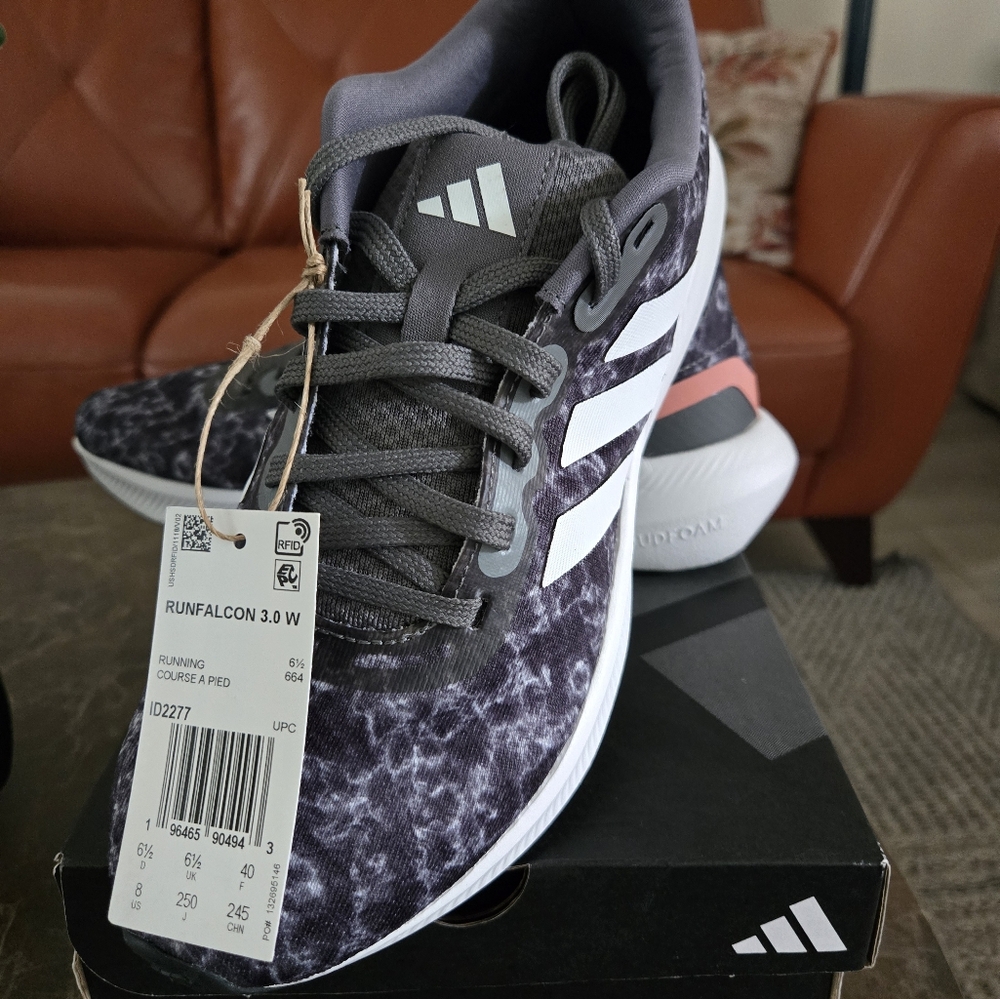 Adidas Women's Gray and White Running Shoes - Picture 4 of 5